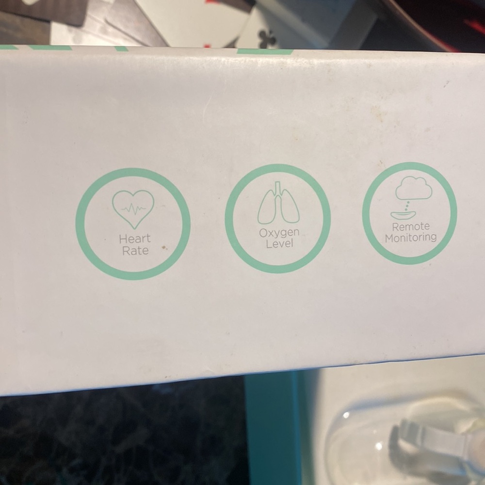 Owlet pulse baby reader and oxygen reader